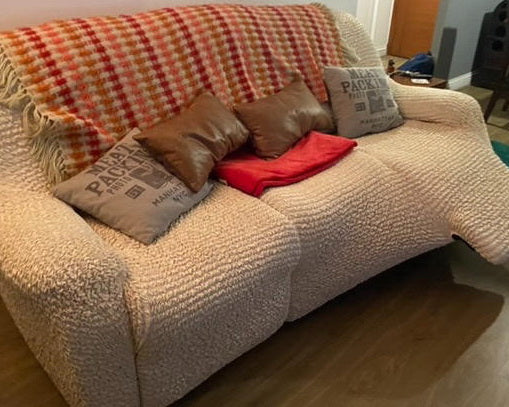 Por qué debes cubrir tu sofá Berger